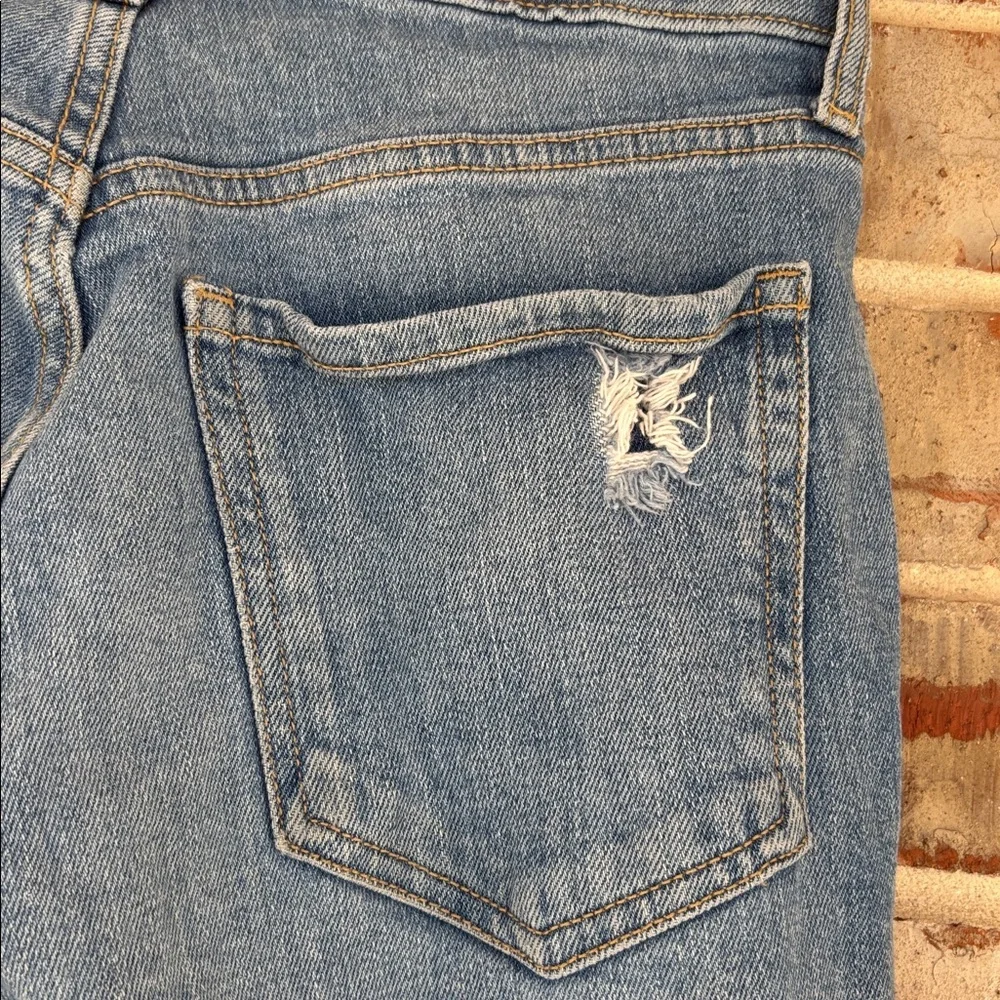 Old Navy Light Wash High Waisted Distressed O.G. Straight Jeans‎